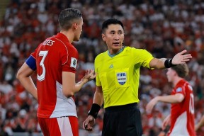 易游体育官网-东亚强队豪取三连胜，提前锁定小组头名的简单介绍