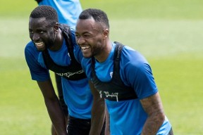 易游体育官网-荷兰队遭遇连败，备战努力争取胜利(荷兰队战绩)