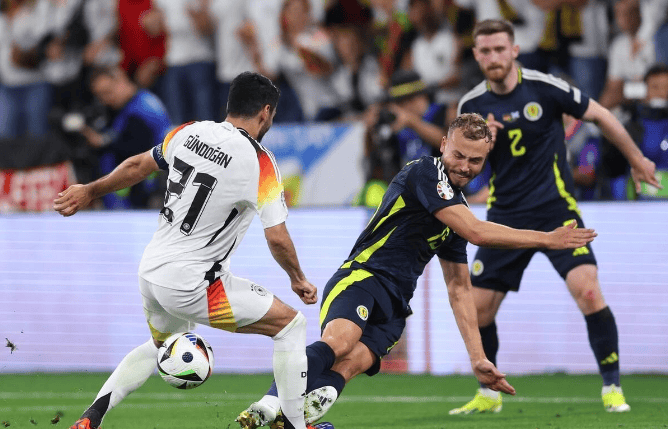 匈牙利队意外淘汰俄罗斯，创造欧预赛历史！的简单介绍